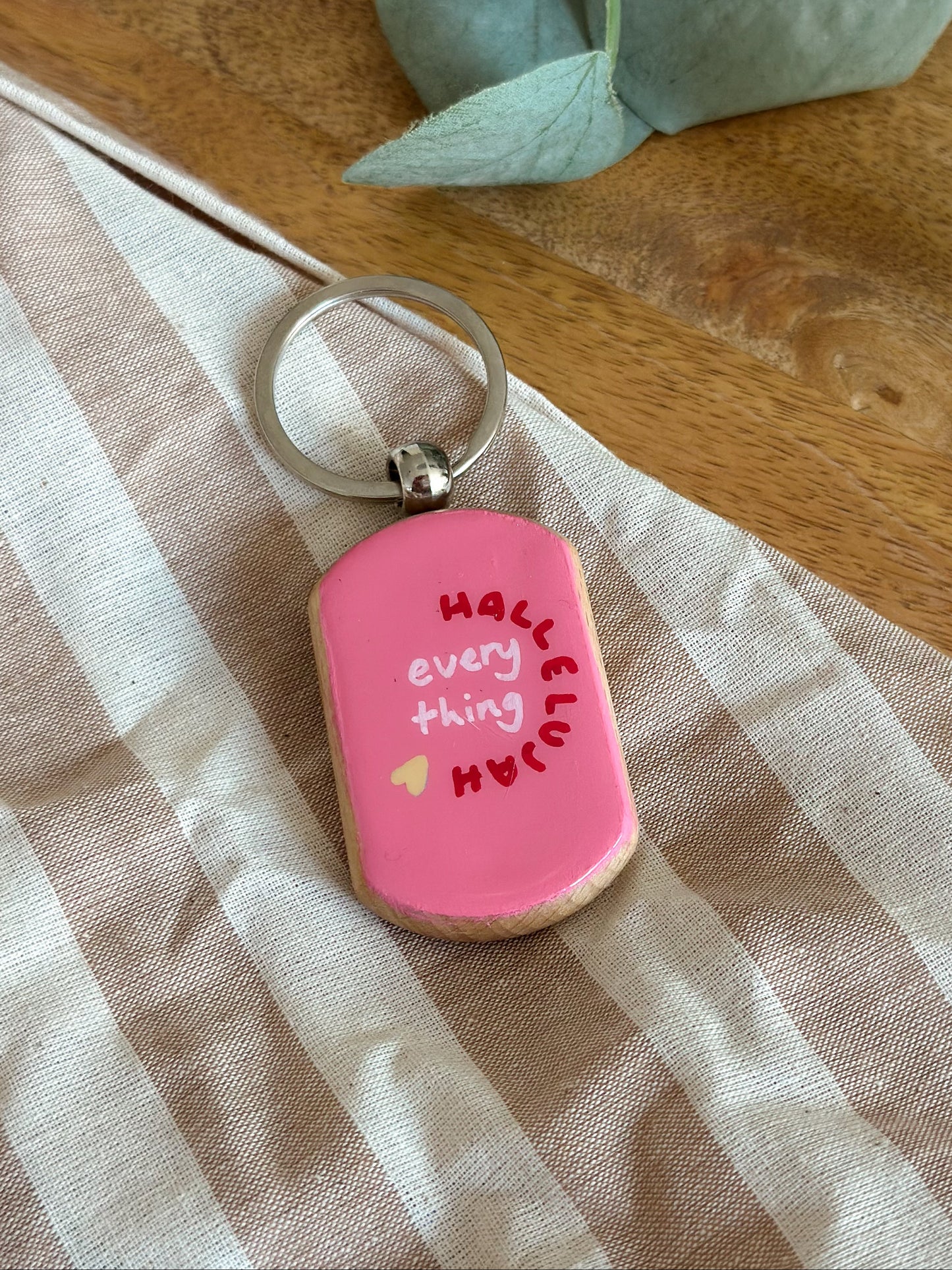 Everything hallelujah - Keyring